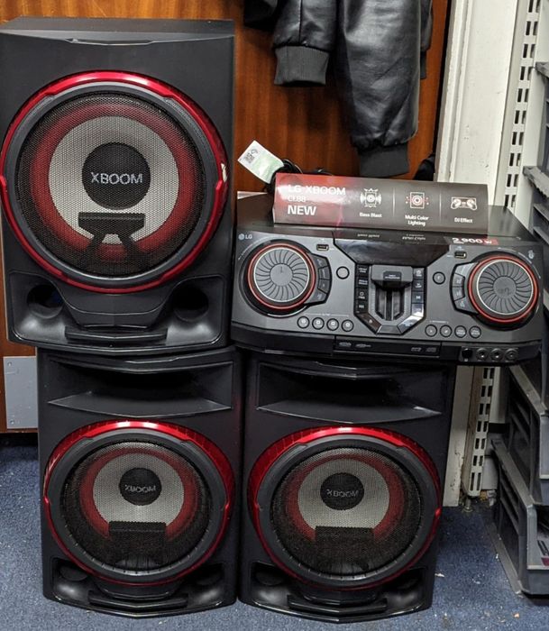 LG XBOOM CJ88 2900 wts RMS