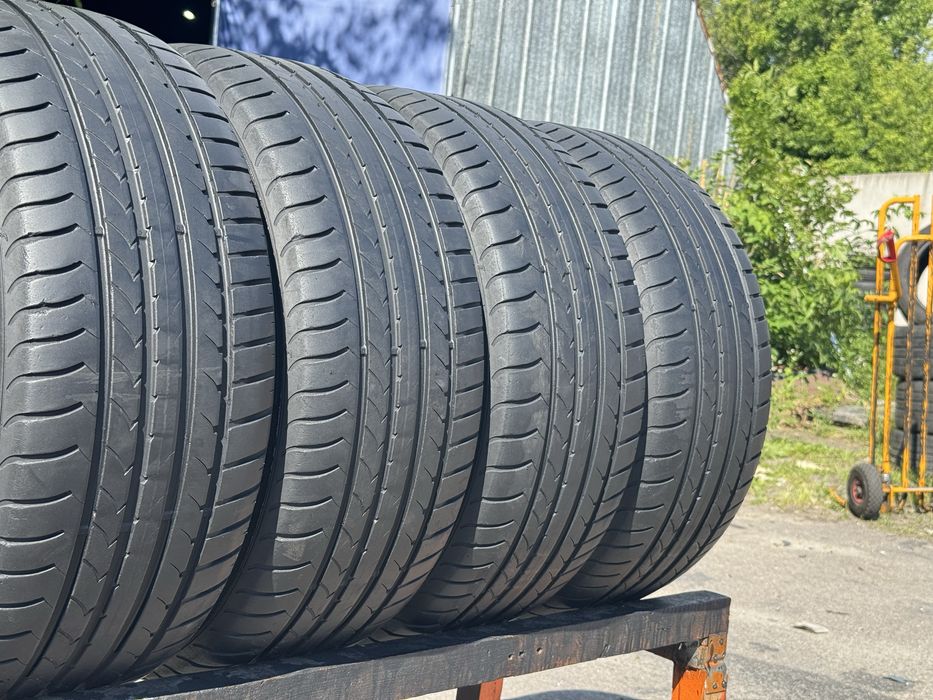 Шини Літні 4шт 245/40 R18 Goodyear EfficientGrip