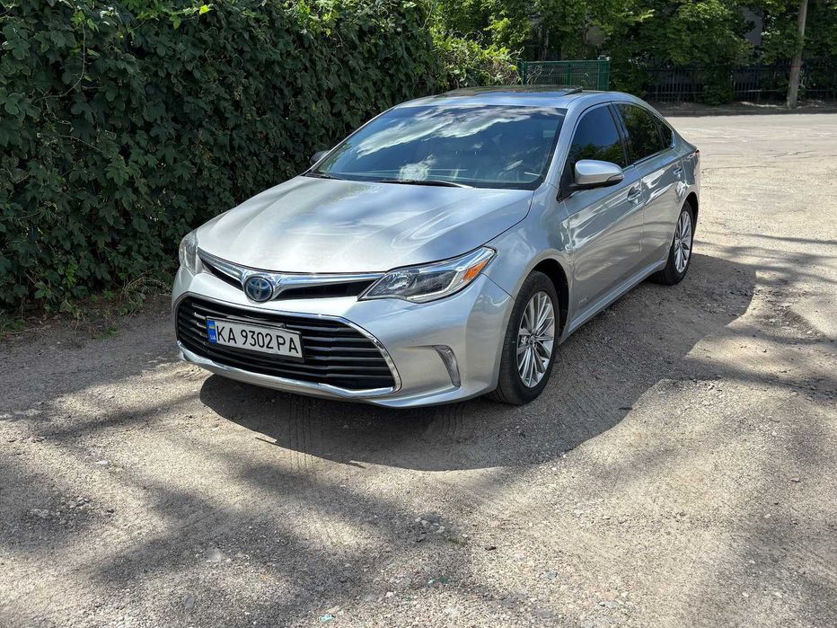 Оренада авто Toyota Avalon Hybrid 7-8лгазу/100км