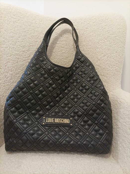 Mala love moschino preta