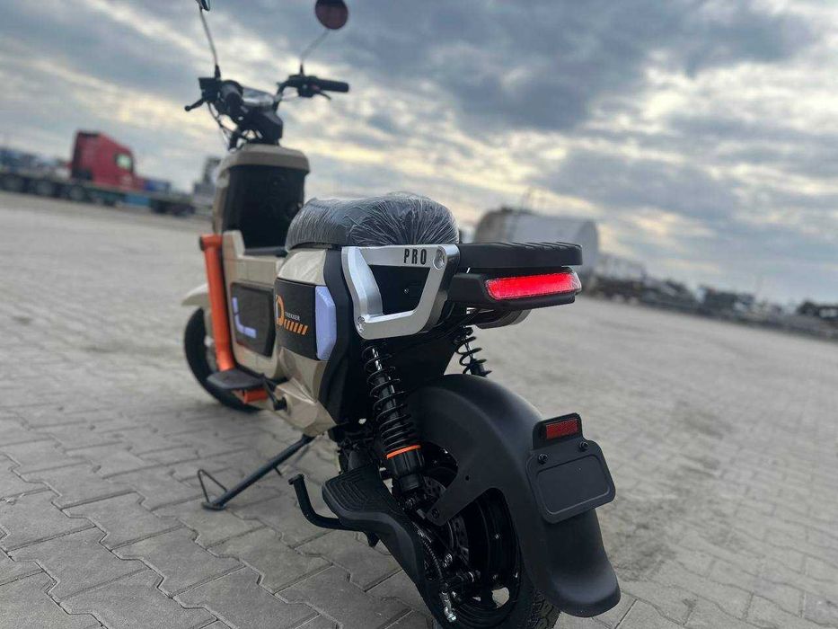 Електроскутер IDemo Trakker PRO II