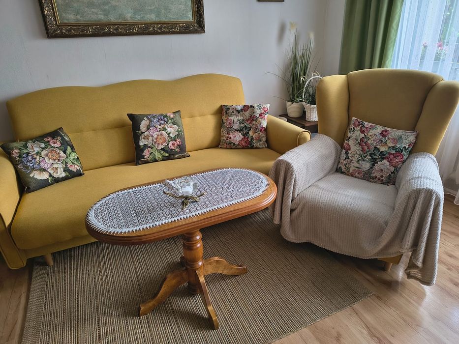 Sofa rozkładana + fotel uszak REZERWACJA