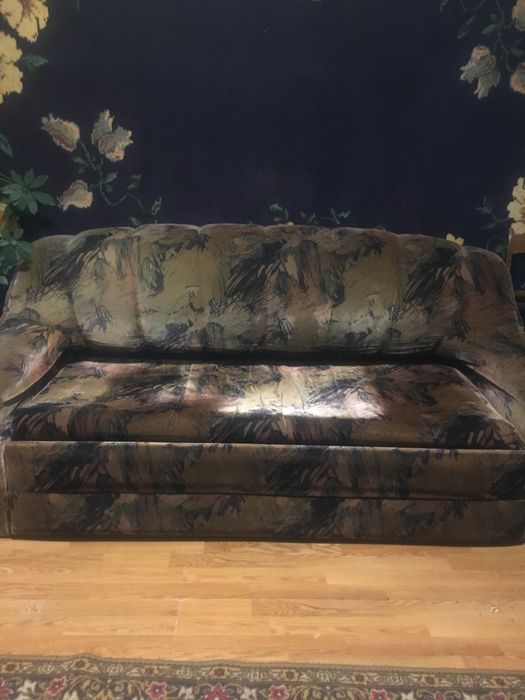 Диван. Кресла (2 шт)