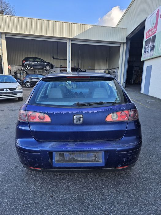 Seat Ibiza 6L 1.2i de 2003 para peças
