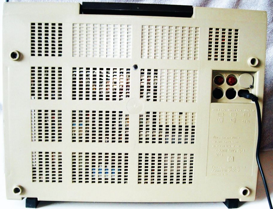 Стерефонічна магнітофона Сатурн МК- 202С-2