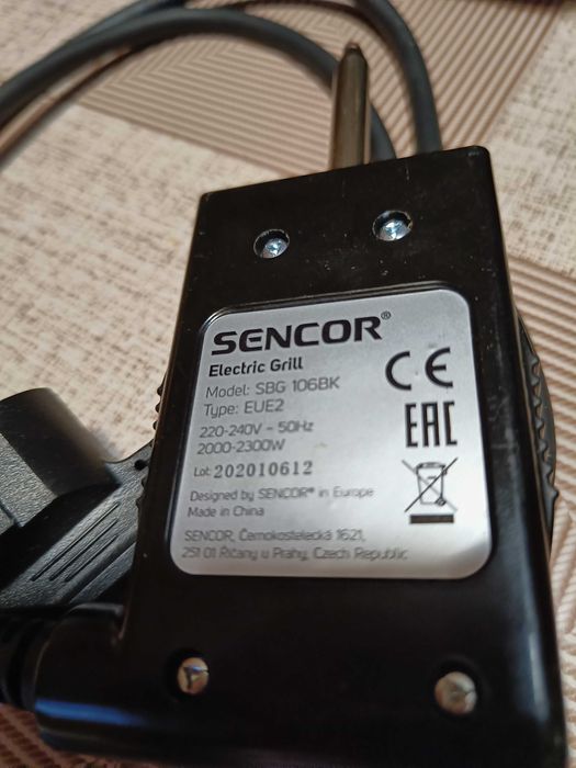 Elektryczny Grill stołowy firmy Sencor – model SBG 106BK