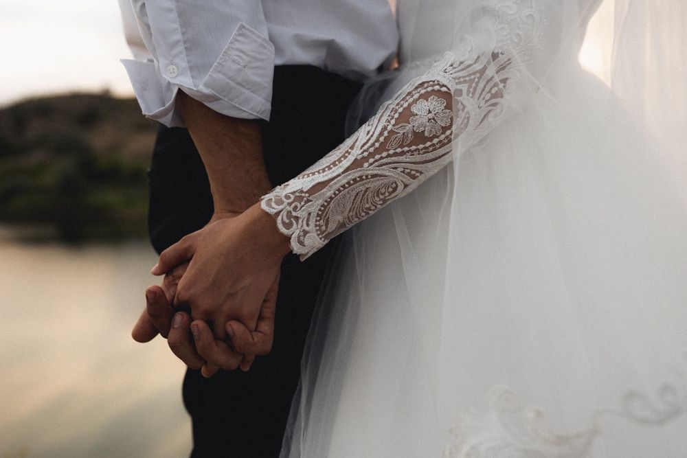 Весільна   сукня    .