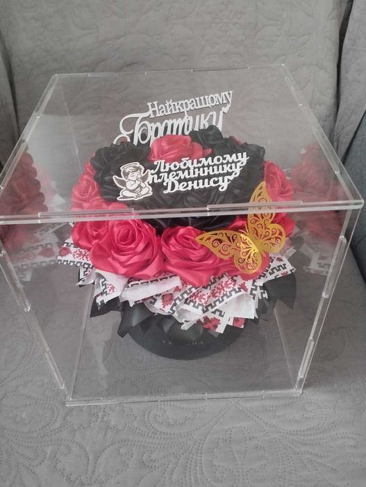 Букети з аласних стрічок