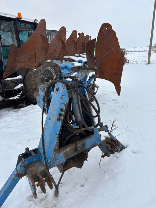 Продам плуг оборотний Lemken