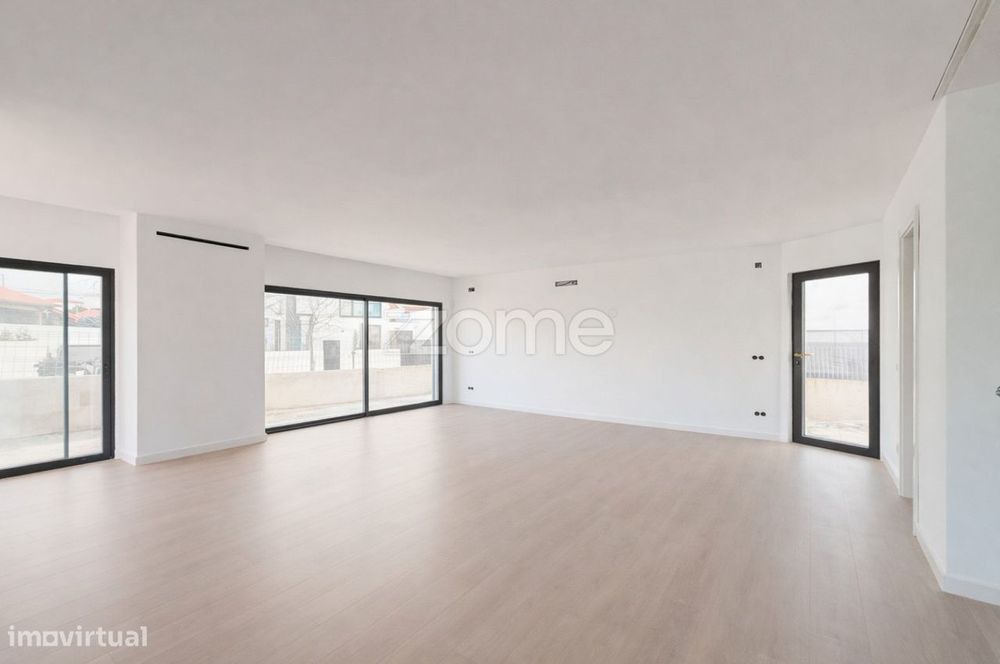 Moradia Nova Construção T4+1 - Janas, Sintra