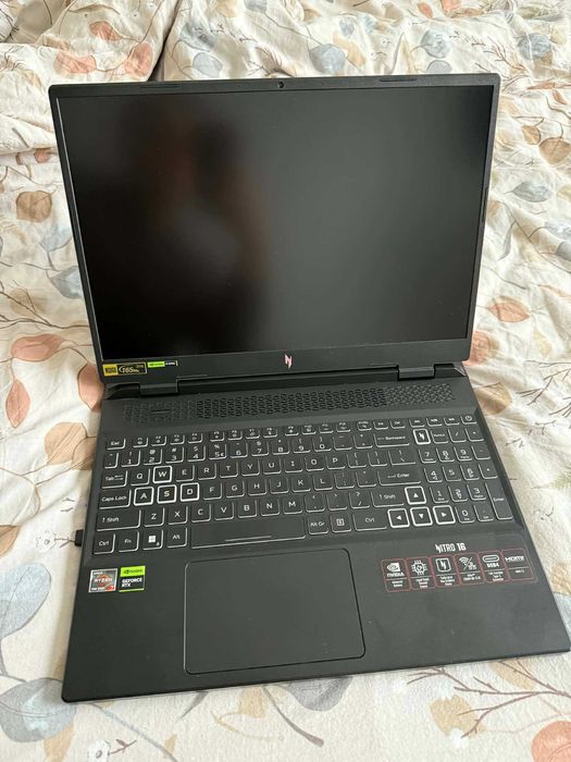Laptop ACER Nitro AN16