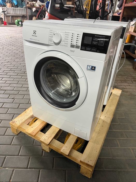 Pralka SLIM ELECTROLUX EW6SM404WP SensiCare 600 4kg 1000 obr