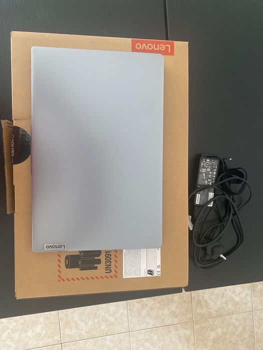 Portátil LENOVO IdeaPad slim