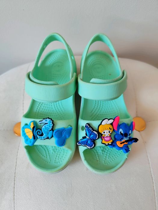 Crocs C12 29 30 sandałki dla dziewczynki przypinki wodoodporne