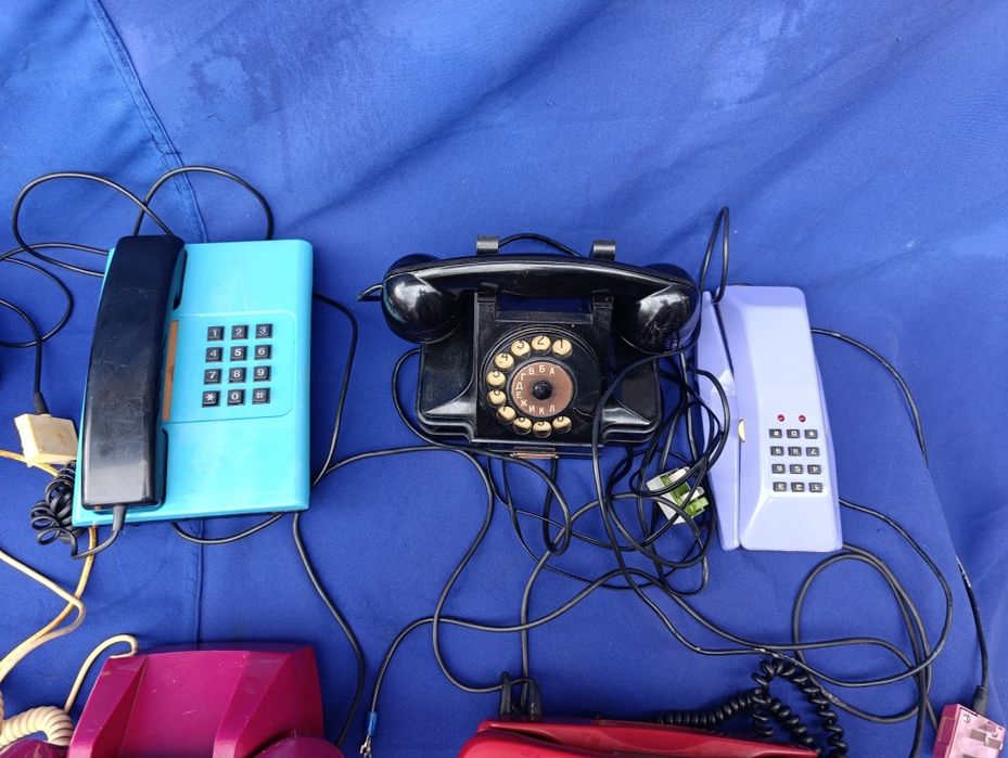Стационарный телефон СССР с круглым диском советский стаціонарний