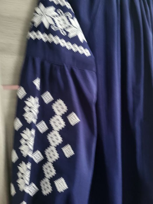 Сукня -вишиванка,нова і  чудова! Розмір-50-52.  Ціна 2 тисячі200 гр.