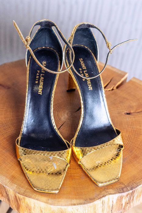 Robin 105 Lace Sand Złote sandały Saint Laurent r.37,5