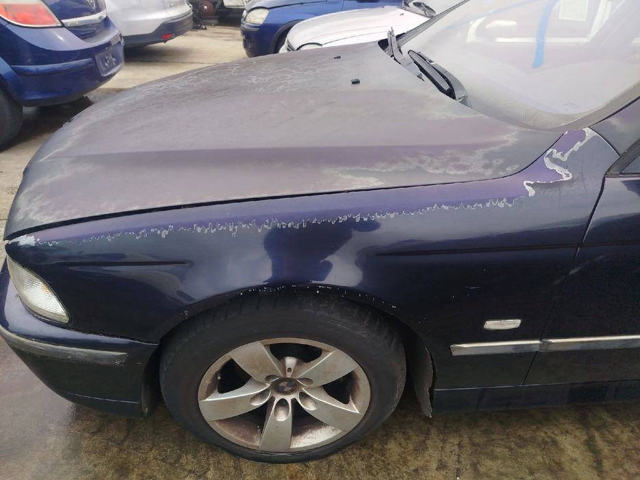 Guarda-lamas esquerdo BMW 5 Touring (E39)