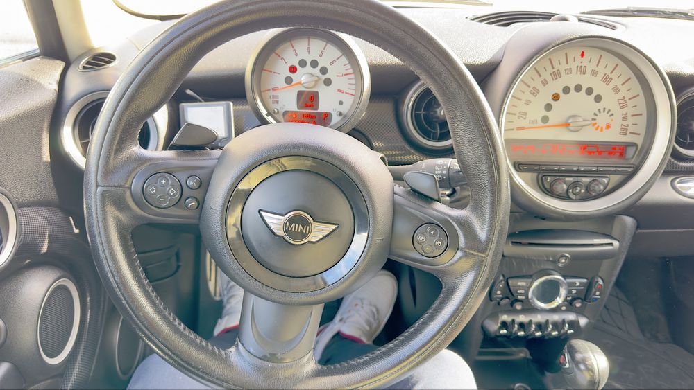 Mini cooper s de 2011 caixa automatica 184 cv