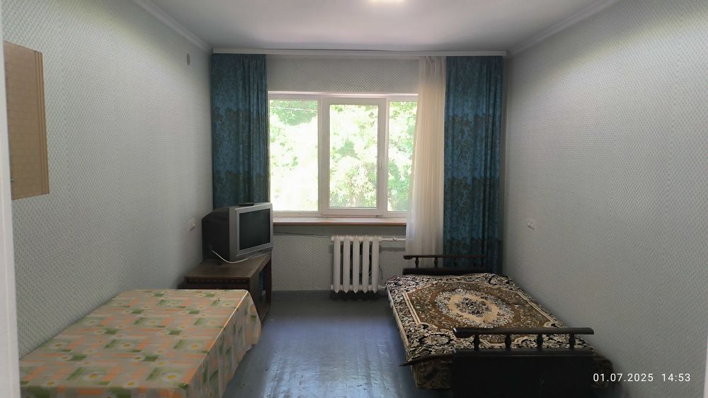 СВОЯ большая комната в коммуналке,  велика кімната, Черноморск