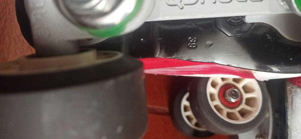 Botas hóquei TOOR 39