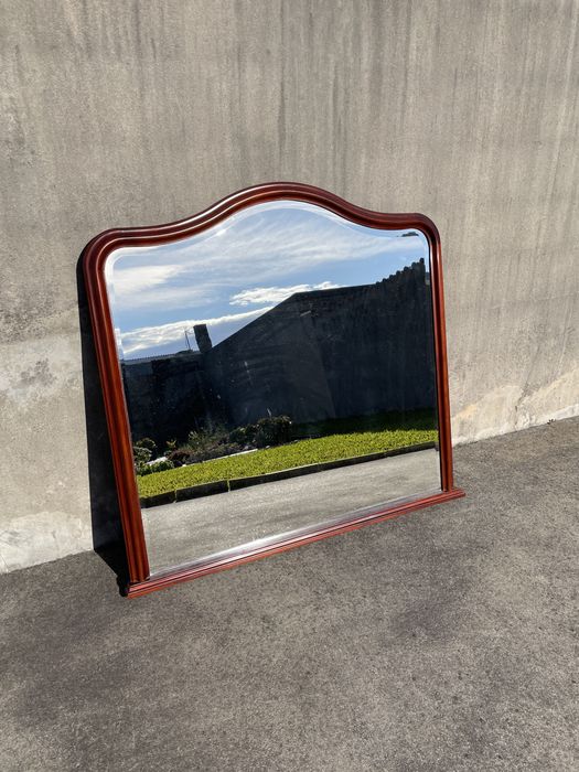 Espelho em madeira vintage