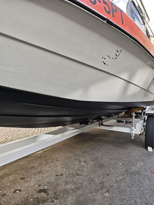 Barco Fibronáutica 6G – Excelente estado – Pronto a navegar