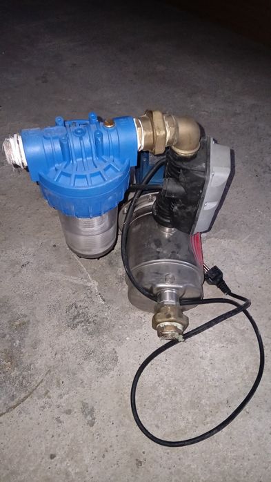 Bomba de agua como nova