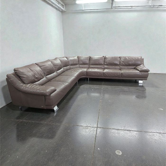 Шкіряний кутовий диван  коричневий.  Италия , Italsofa .  330*330  см