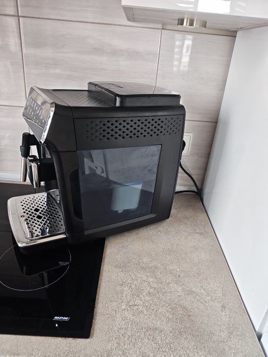 Używany ekspres ciśnieniowy Philips ep3221/40