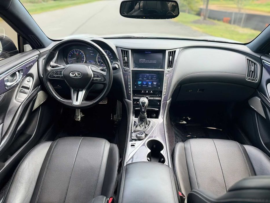 Infiniti Q60 3.0      2018