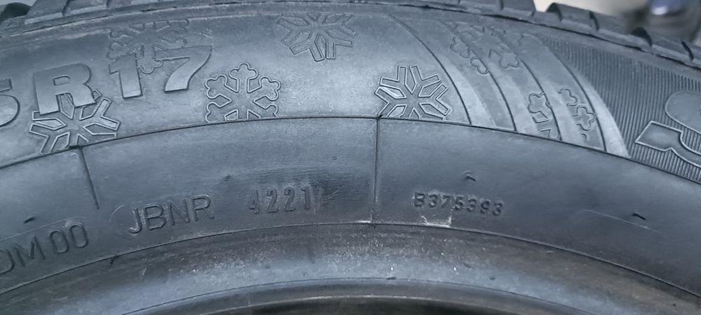 2 x opony (nr.88) 225/55R17 100H Dunlop SP Winter Sport 4D