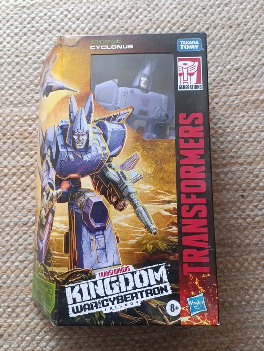 Cyclonus - war for cybertron trilogy Kingdom (voyager class)