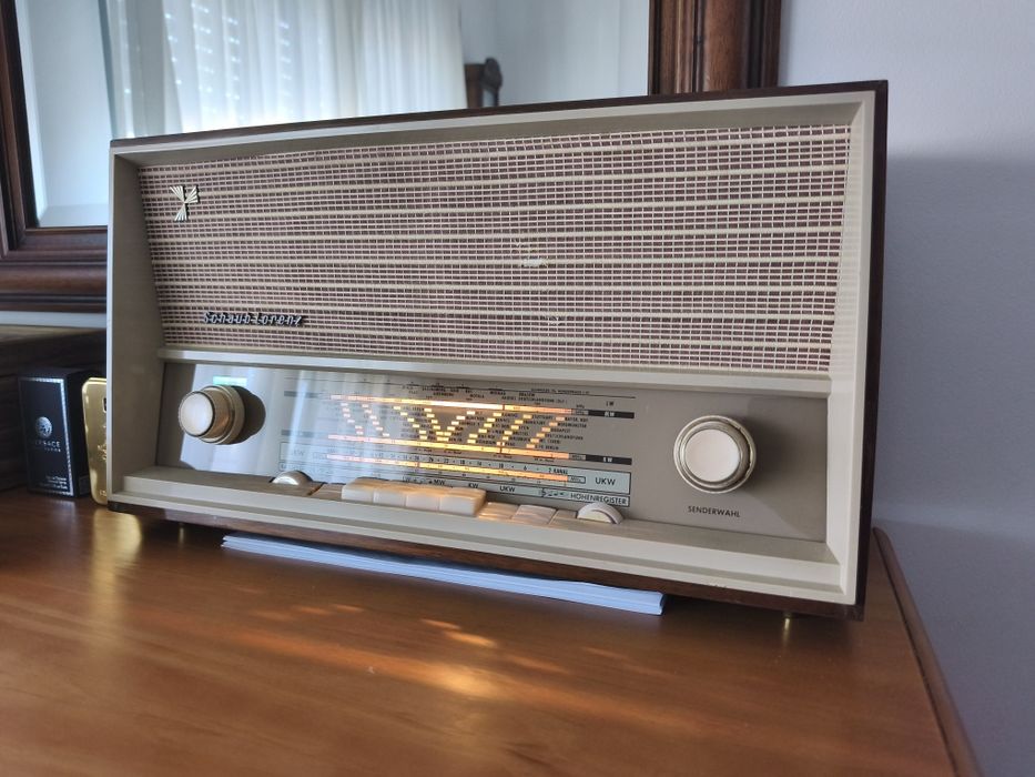 Rádio Schaub-Lorenz Gondy 40