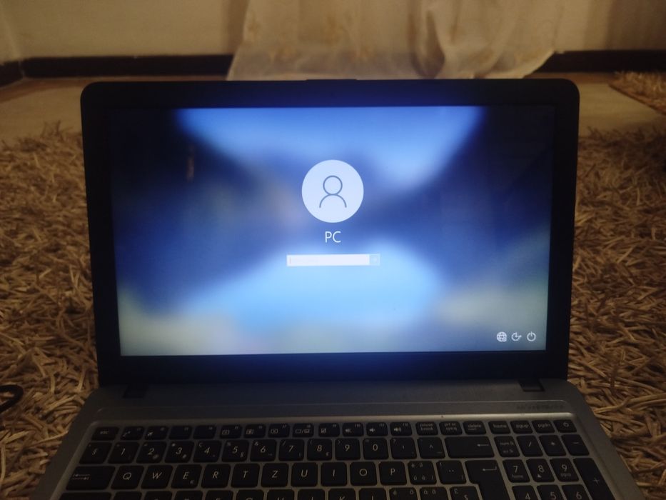 Computador Portátil ASUS