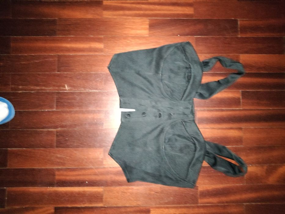 Vendo peças de roupa