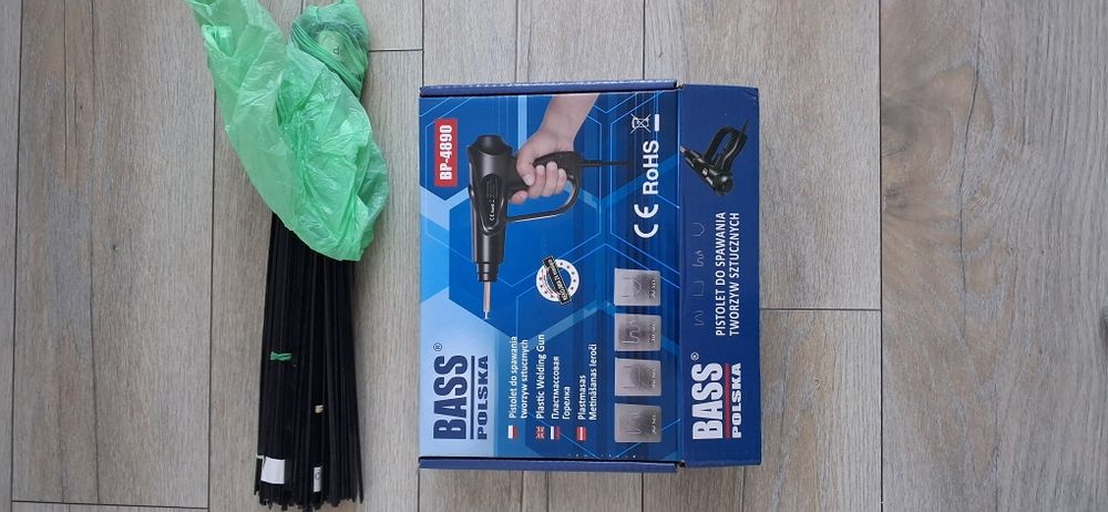 Pistolet do spawania plastiku