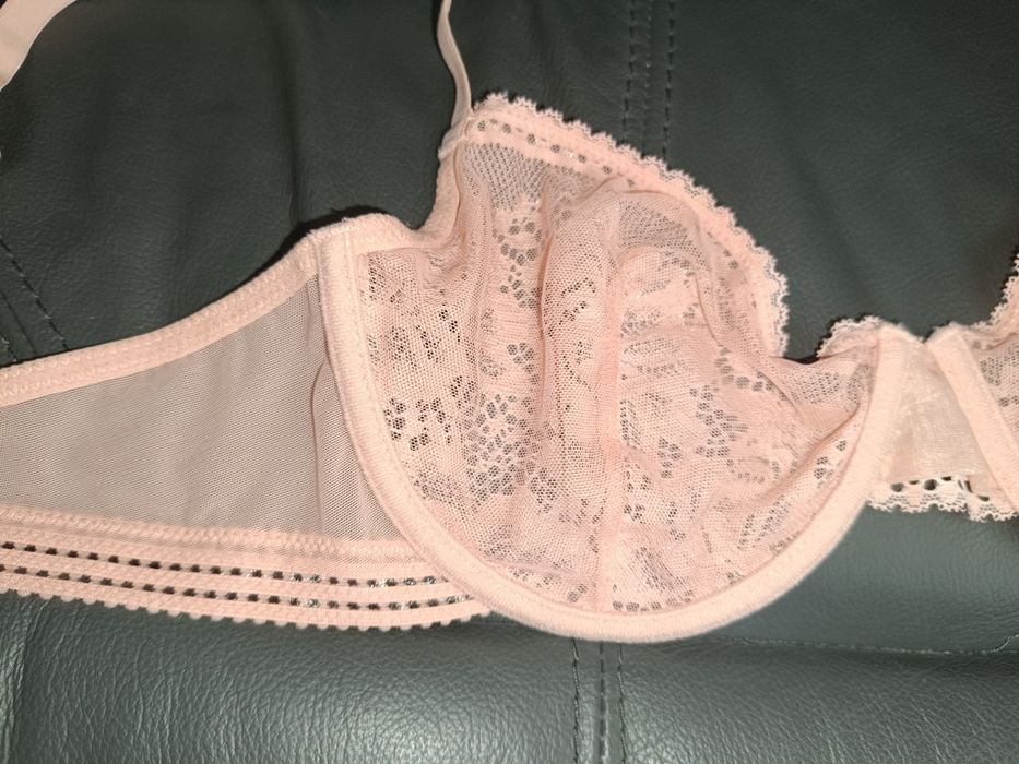 Biustonosz Primark 85 D