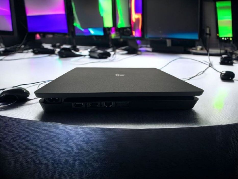 PS4 Slim 500GB + 63 самі топові гри +500 ігор.