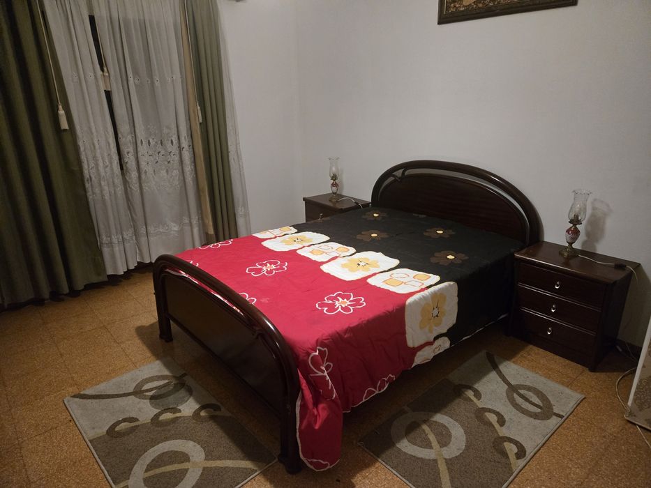 Alugo quarto ,todo mobilado,com todas despedas incluidas