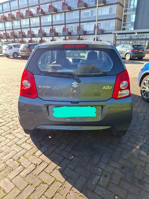 Suzuki Alto 1.0 (super económico) — photo 5