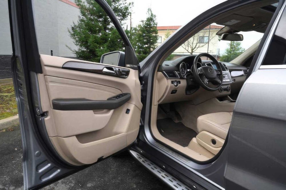 Mercedes-Benz M-Class ML 350      2014