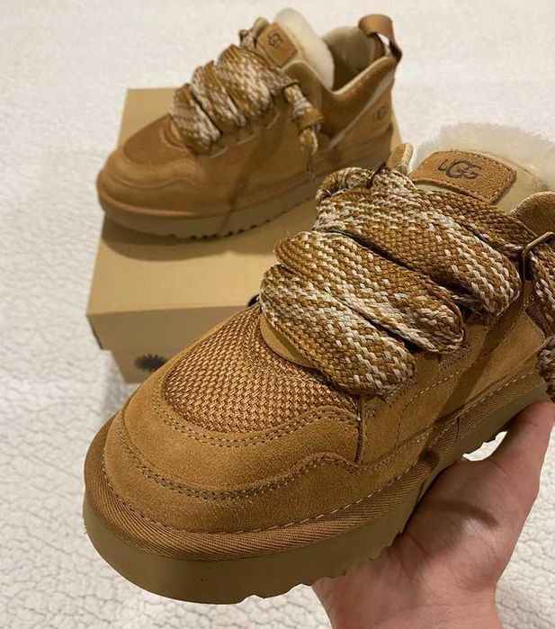 UGG Lowmel Chestnut r.40