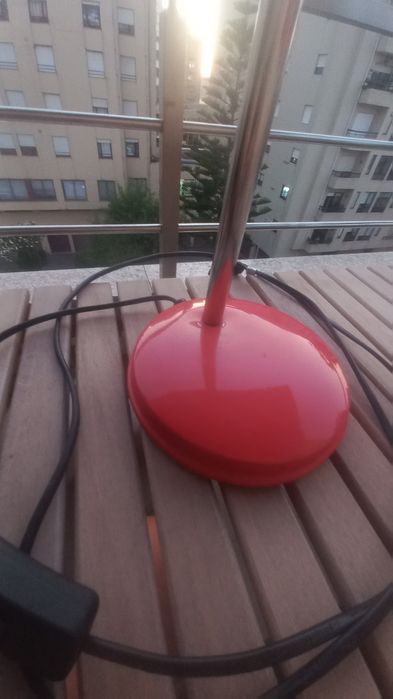 Candeiro, cor vermelho,