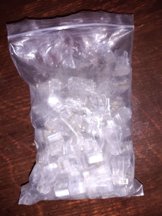 Фішки (коннектор) інтернет кабеля