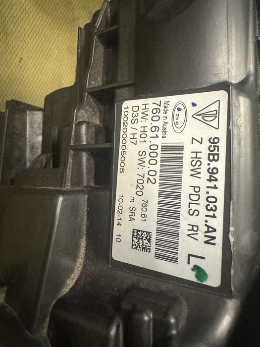 Фара на Porsche Macan. Європа PDLS. НАЯВНІСТЬ!