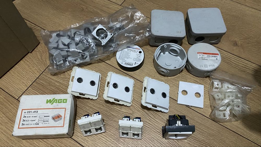Material eletrico e de fixaçao