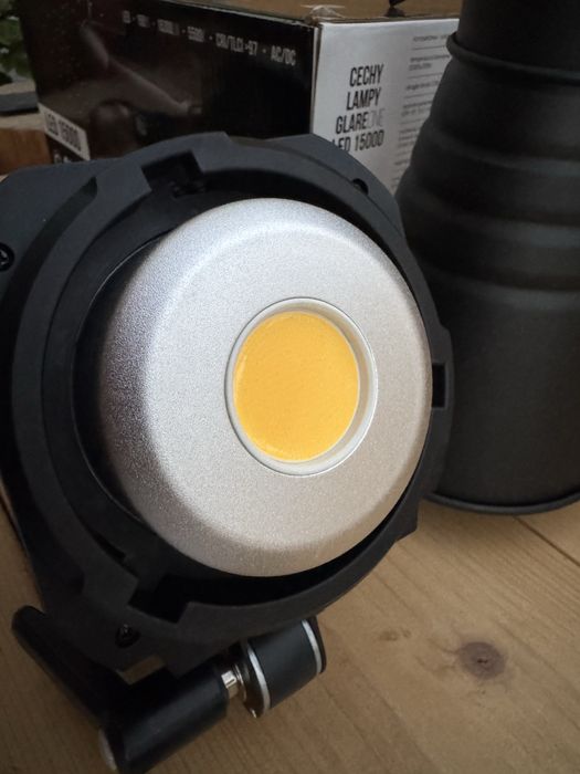 Zestaw Lampa GlareOne LED 1500D + statyw+softbox 120cm+strumienica