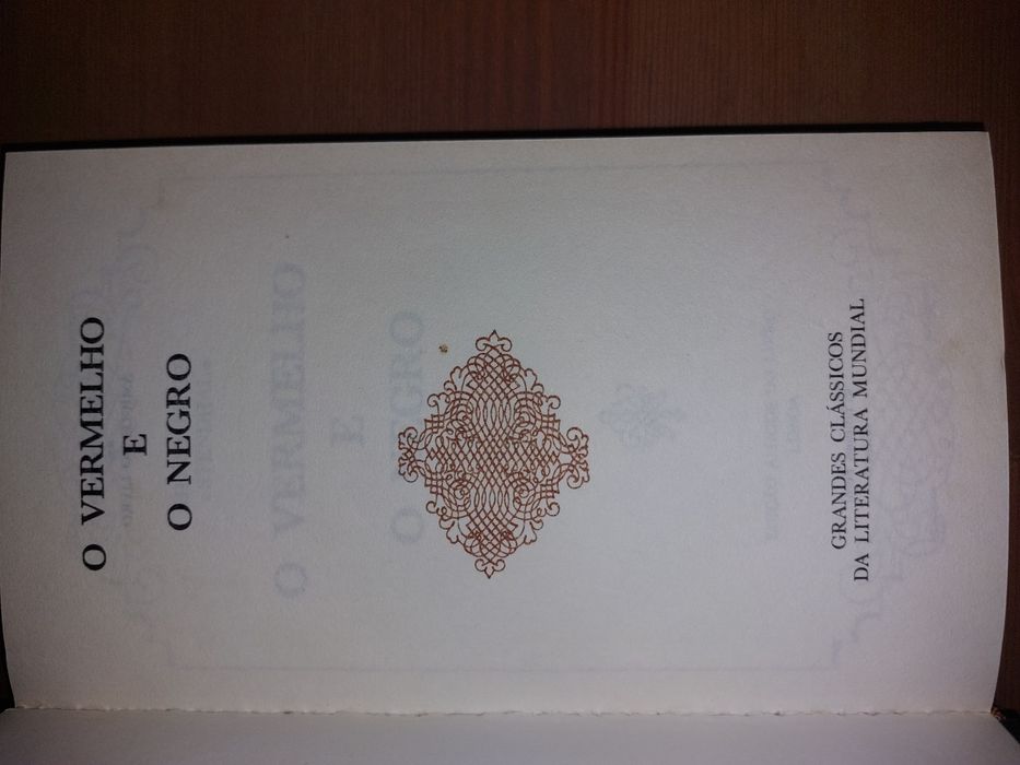 C - Clássicos Lit. Mundial - O Vermelho e o Negro - Stendhal