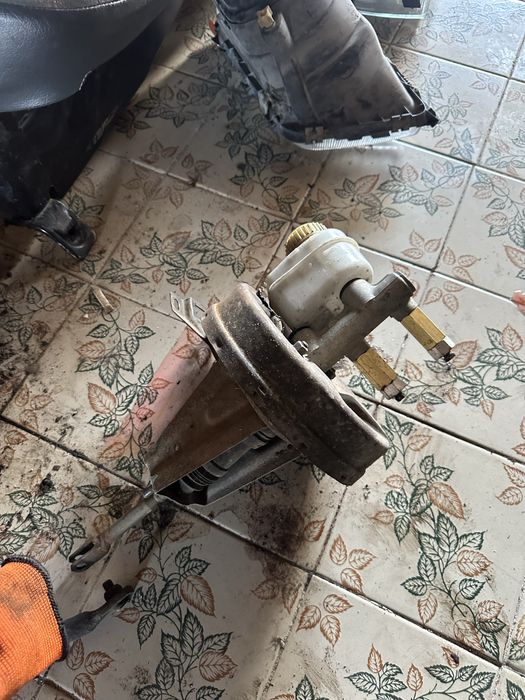 Вакуумный усилитель тормозов вакуумник опель кадет аскона